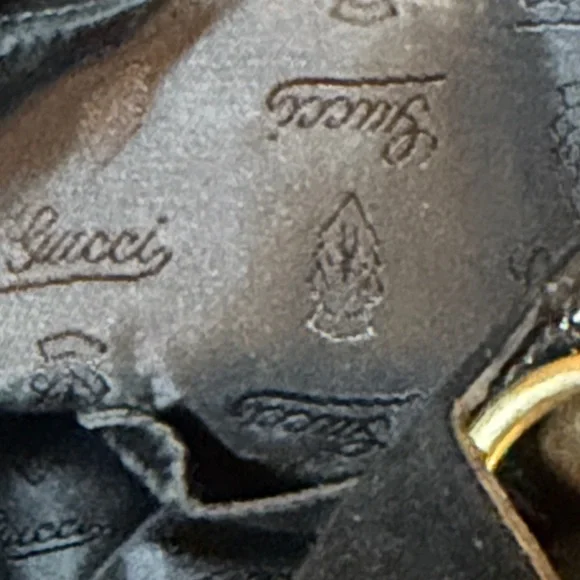 Gucci Black Patent Leather Hobo Bag Gold Hardware Tassel - Picture 12 of 13